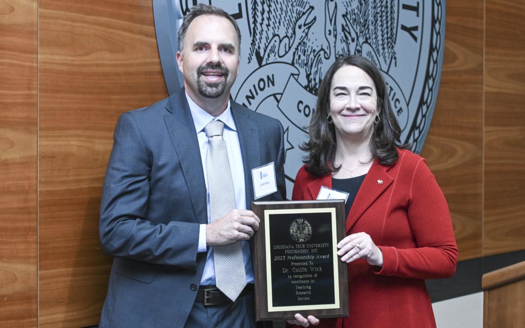 Wick earns University Foundation Professorship Award